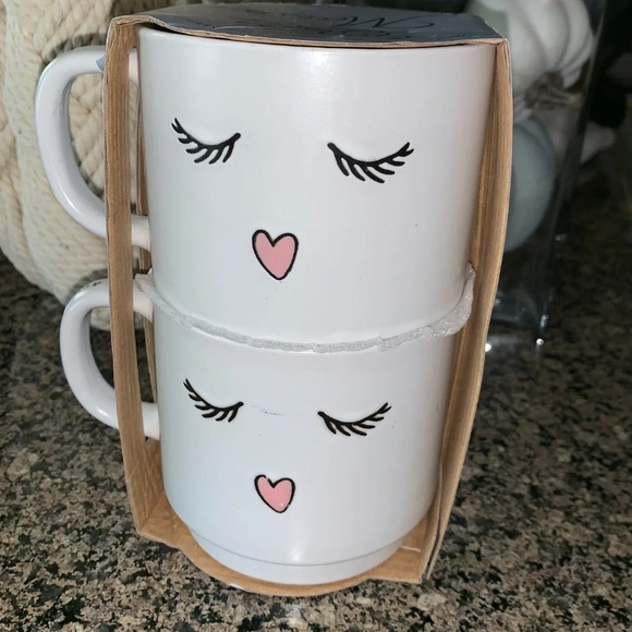 Woke up like this Eyelash Mug Set - Picture 2 of 5